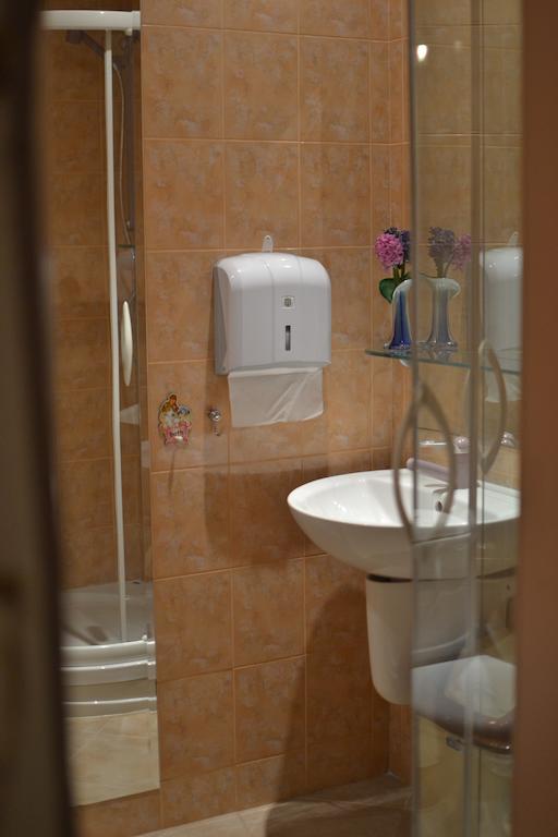 Hotel Home Sweet Home Chişinău Extérieur photo