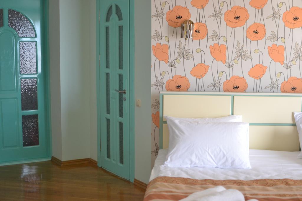 Hotel Home Sweet Home Chişinău Extérieur photo