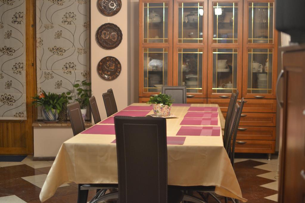 Hotel Home Sweet Home Chişinău Extérieur photo